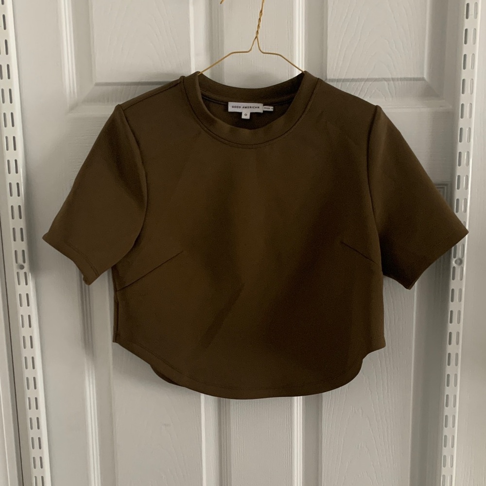 Good American Short Sleeve Cropped Scuba Tee